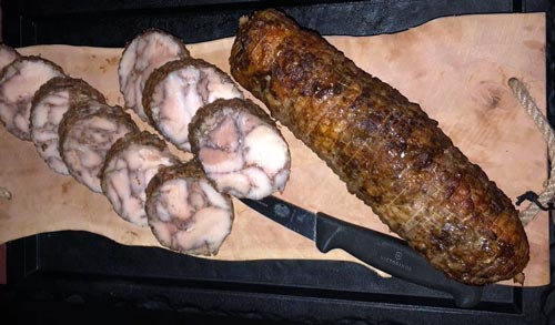 Kant en klare kipdij rollade. Mals en lang houdbaar van Mercurius Catering